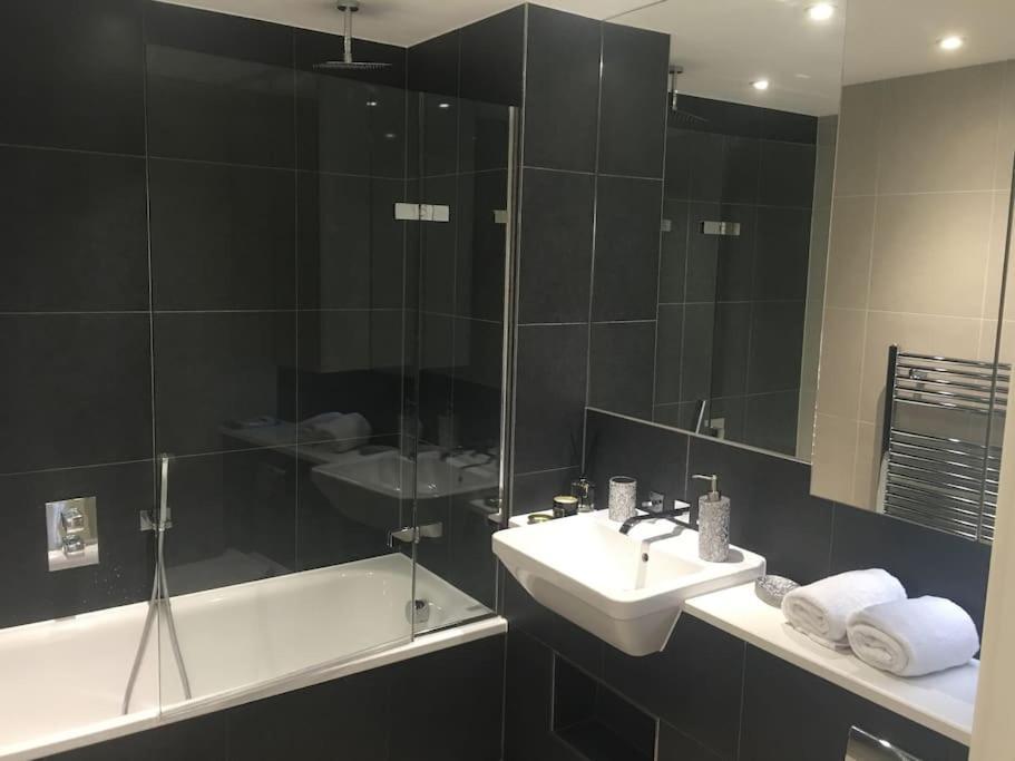 Grand Serviced Apartment***** Κρόιντον Εξωτερικό φωτογραφία